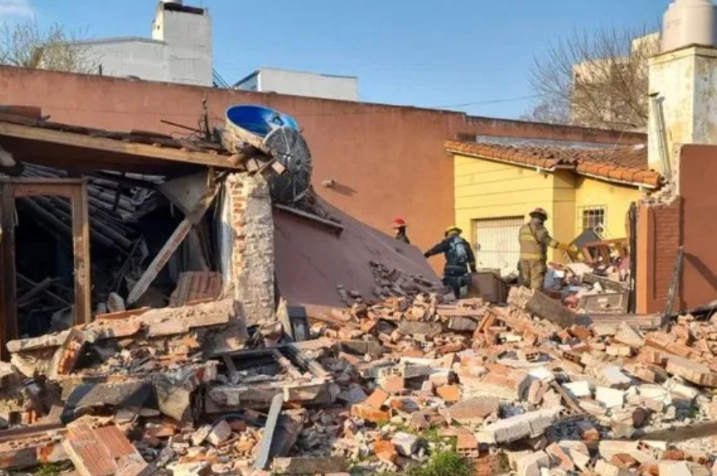 Explotó una casa en San Miguel por un error de cálculo