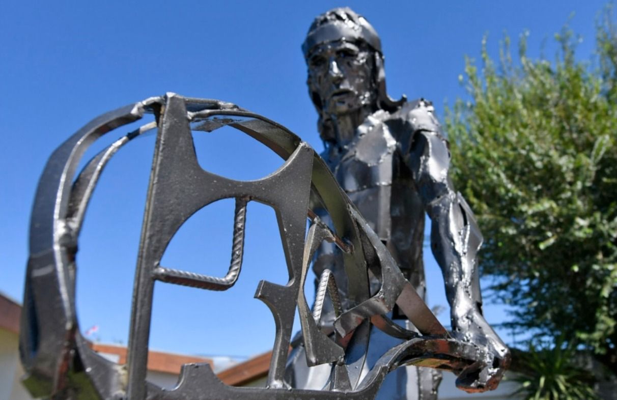 La obra escultórica de Guillermo Vilas restaurada.