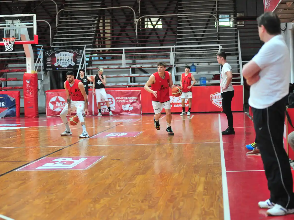 San Isidro se prepara para jugar en Paraná