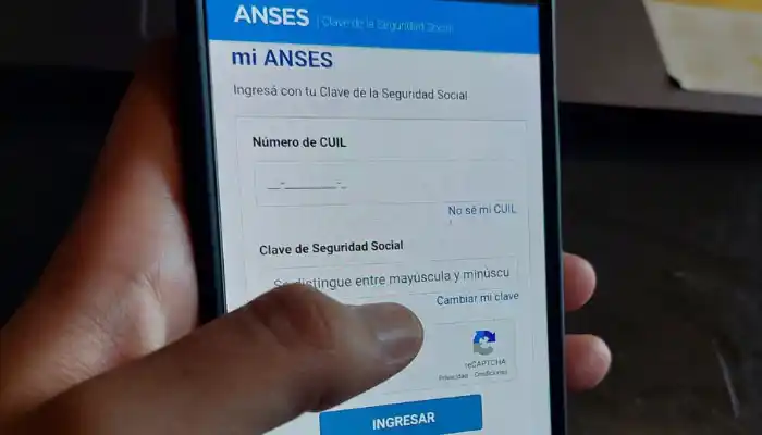 Delincuentes simulaban ser Anses y entregar un "bono".