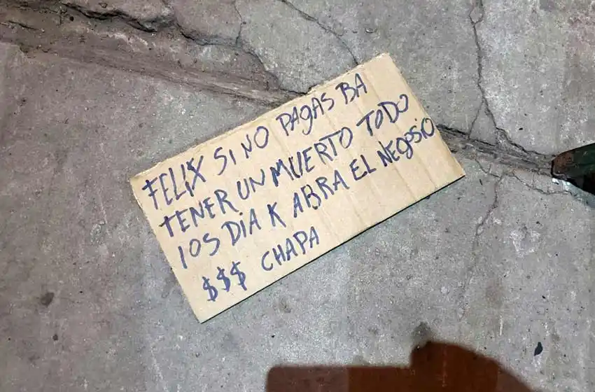 «Si no pagás vas a tener un muerto todos los días»: volvieron a balear una carnicería en zona oeste