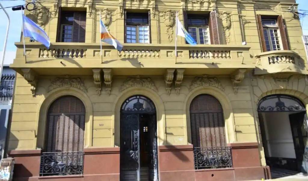 Fuerte pronunciamiento del PJ contra la gestión de Azcué y el rumbo político