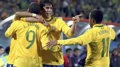 Una leyenda del fútbol brasileño habló desde la cárcel: “No tengo privilegios, como y duermo igual que los demás”