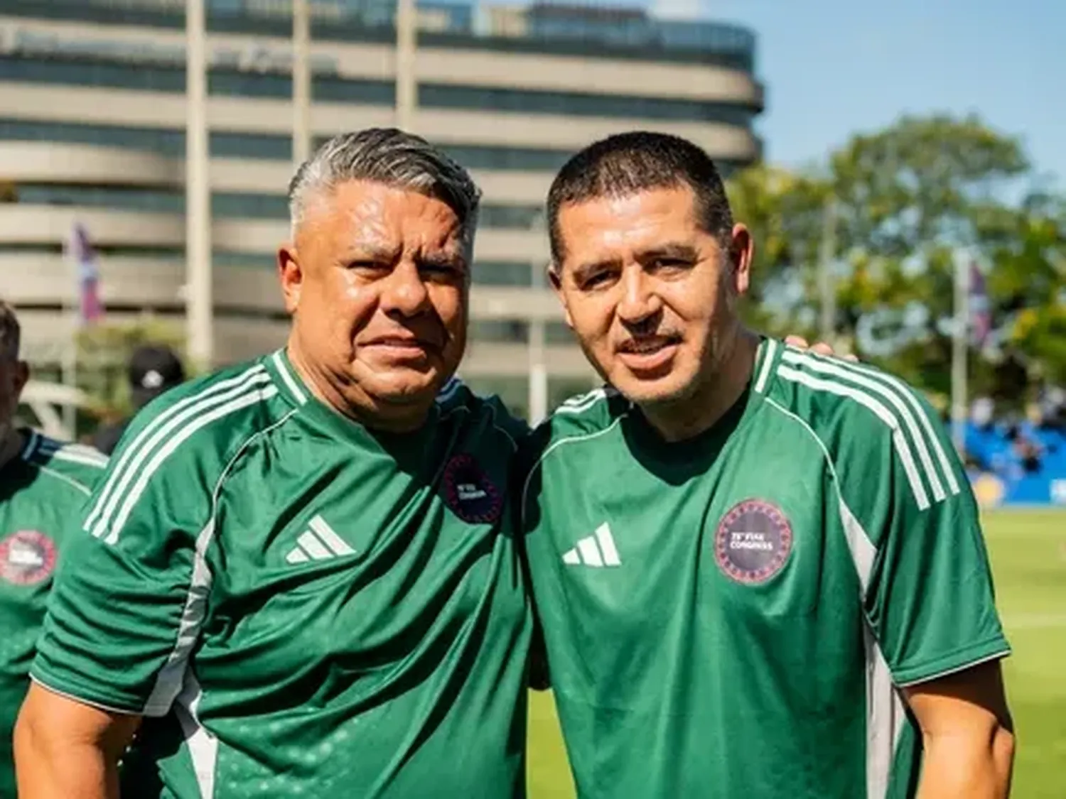 TAPIA Y RIQUELME CONMEBOL FIFA PARTIDO D ELEYENDAS