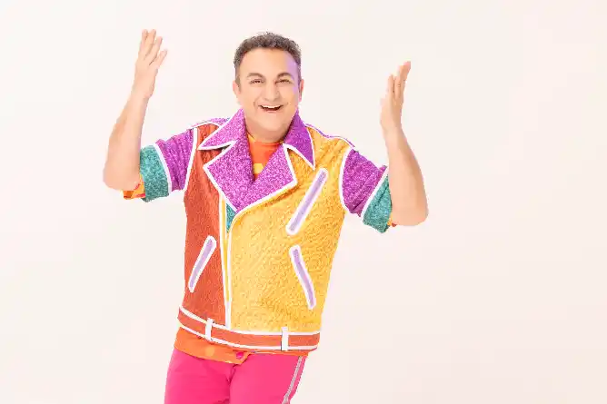 Topa llega al teatro municipal Brazzola con un mundo de colores