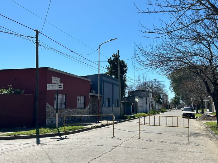 CALLE CORTADA POR ACCIDENTE BELGRANO Y AULÍ