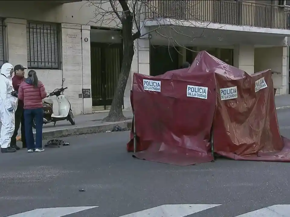 La muerte del ciclista se produjo en la avenida Las Heras.