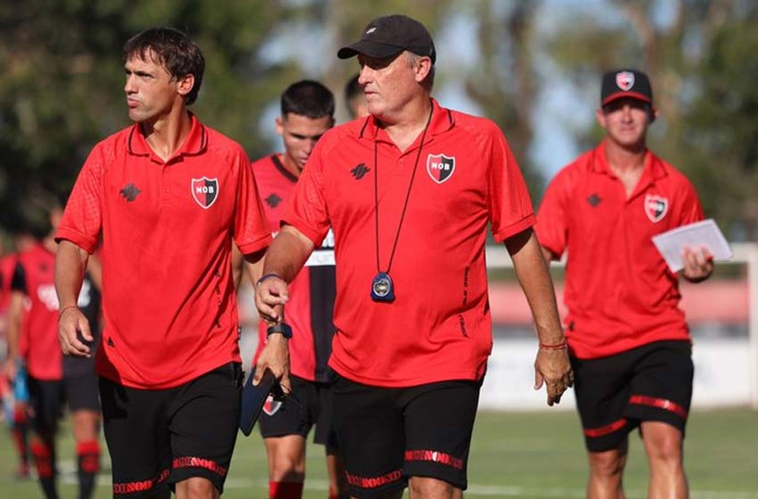 Tras la renuncia de Méndez, Lunari fue ratificado como nuevo entrenador de Newell's