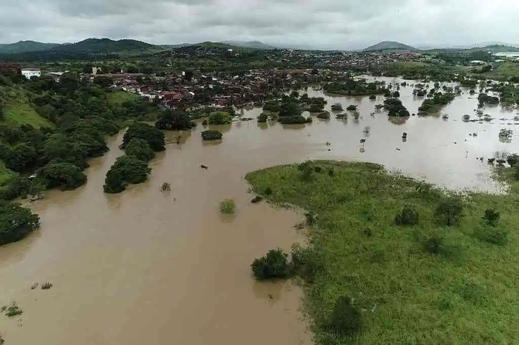 Al menos 18 muertos y 400 mil afectados tras las fuertes lluvias en Brasil