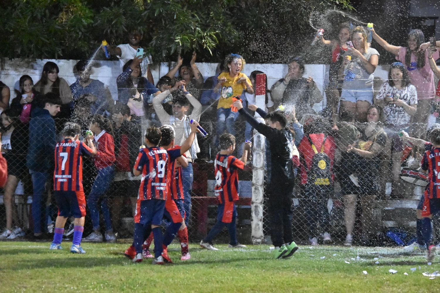 Liga Infantil: ante una multitud, se definió el Torneo de Verano en Paraná