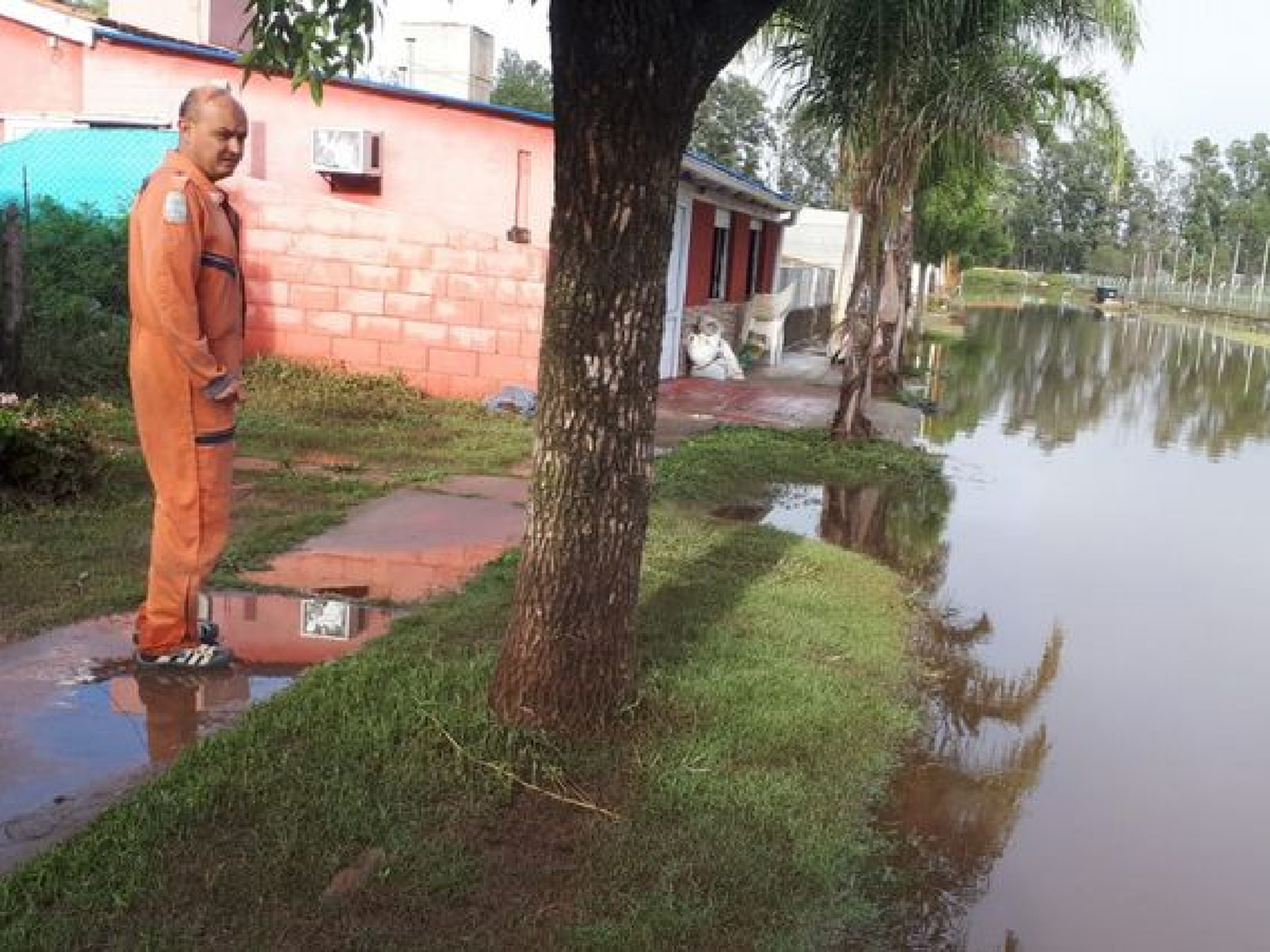 Baja el agua y mejora la situación en Justiniano Posse