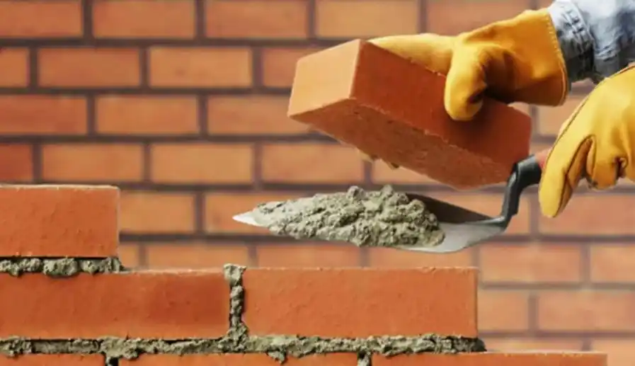 Cómo acceder a los créditos para refacción de viviendas que anunció Kicillof y dónde anotarse