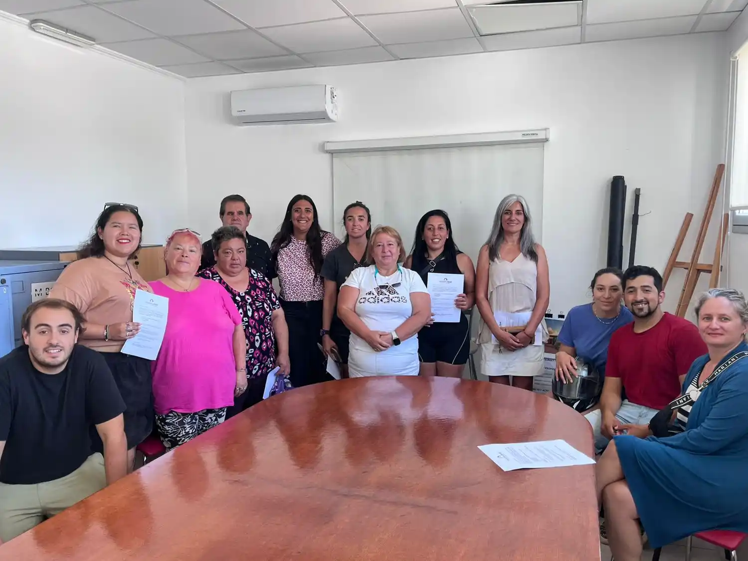 Algunos de los emprendedores que recibieron Aportes No Reembolsables (ANR) por parte del Municipio.