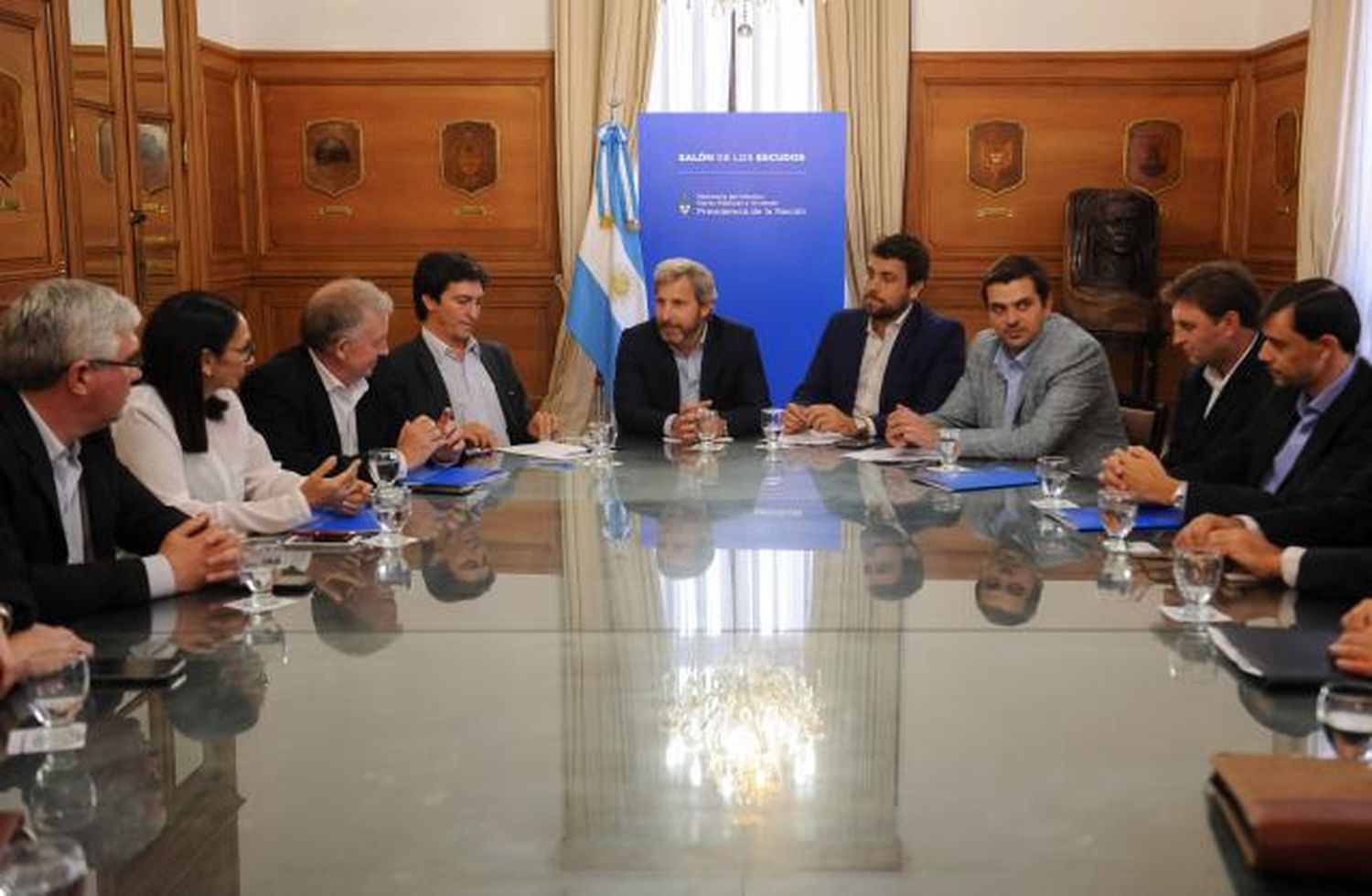 
El ministro Frigerio se reunió con intendentes vecinalistas entrerrianos