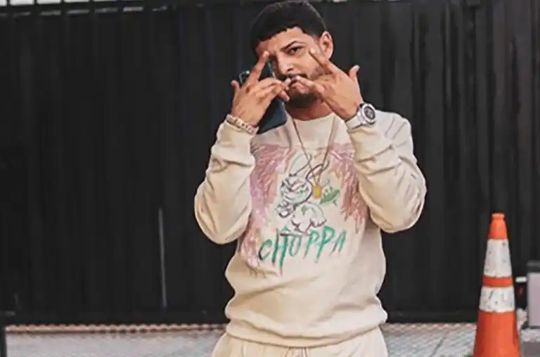 Viajaba en el avión que se estrelló: Fallece el reconocido productor musical Flow La Movie