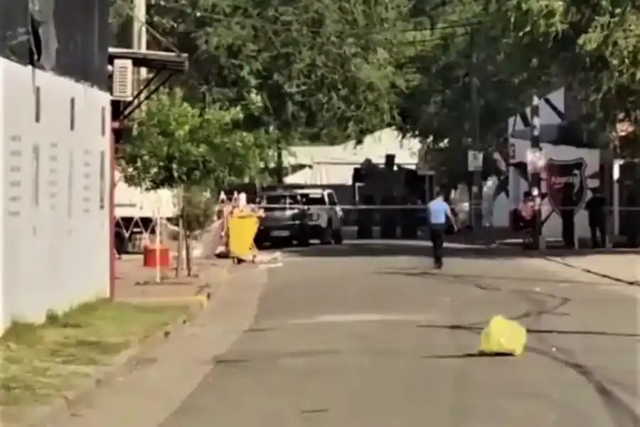 Un adolescente de 16 años fue asesinado de un botellazo en una pelea a la salida de un boliche en Córdoba