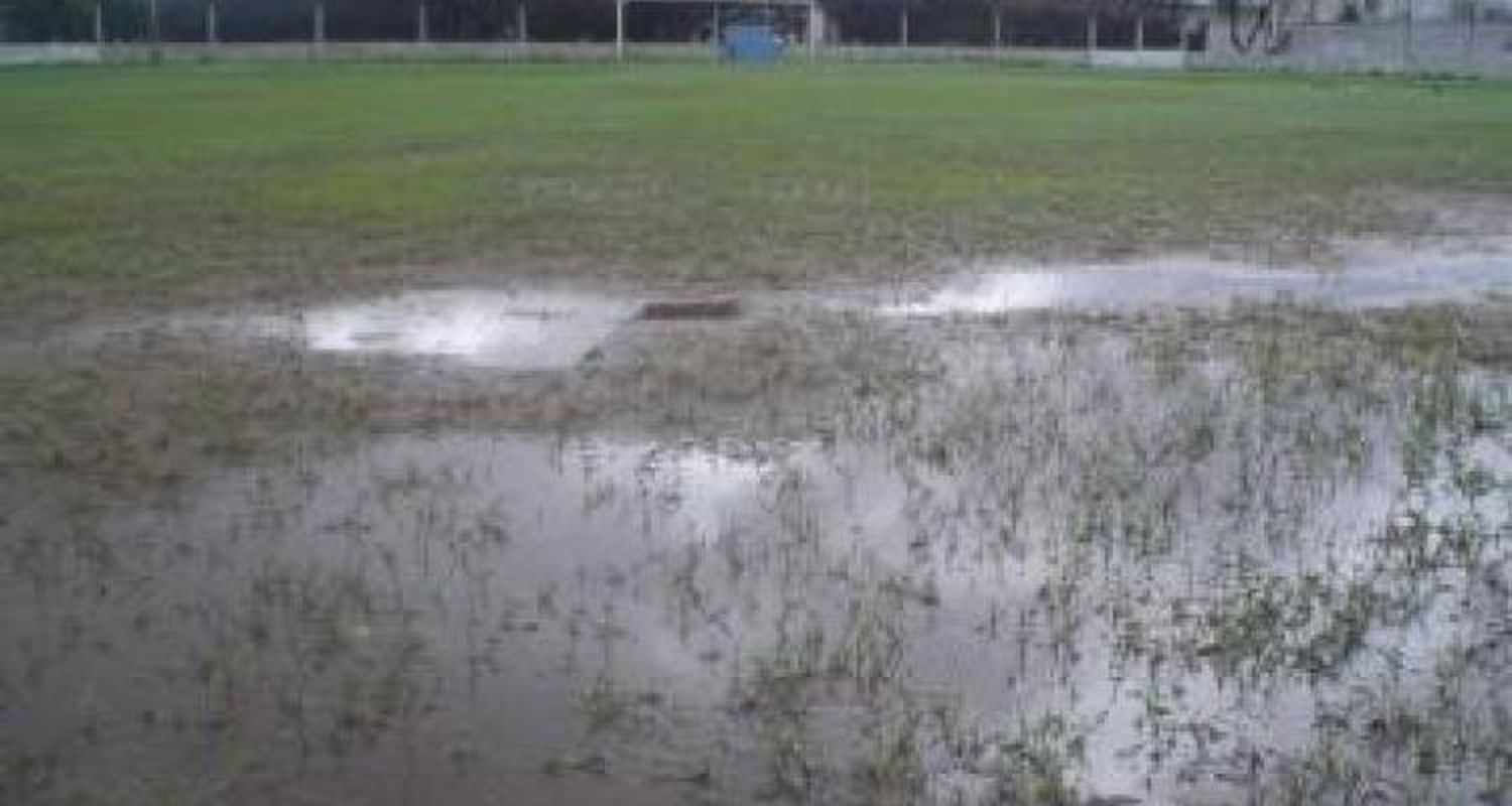 El clima volvió a parar el fútbol