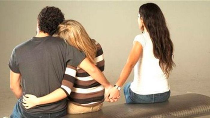 Síndrome de Fortunata: por qué algunas personas se enamoran de quienes ya tienen pareja - 1