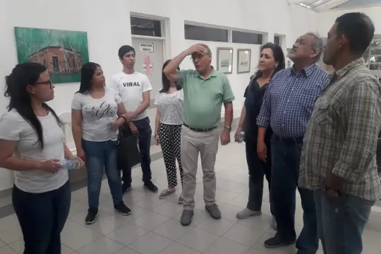 Los médicos venezolanos y el desafío de tapar un bache en el interior bonaerense