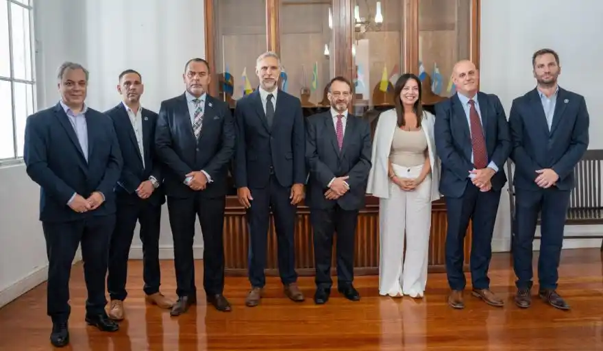 Convenio entre MetroGAS y el Ministerio de Capital Humano para impulsar la formación de gasistas matriculados