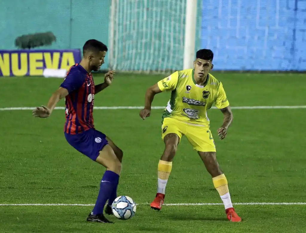 Defensa avanzó a octavos eliminando a San Lorenzo