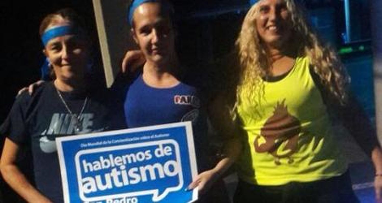 Clase de zumba “azul” para concientizar sobre el autismo