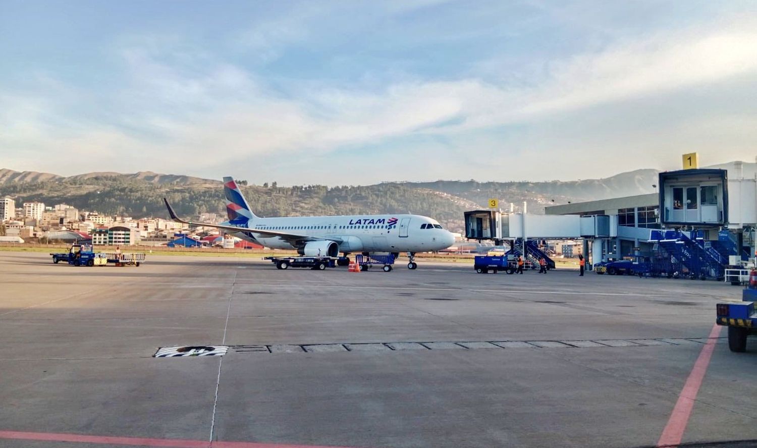 Regresan los vuelos a Cusco tras el cierre del aeropuerto por incidentes