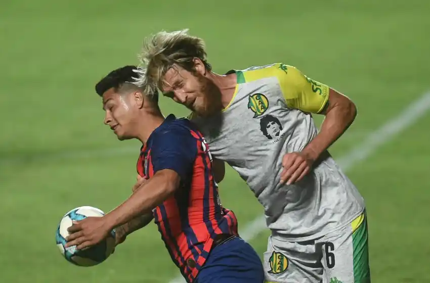 Aldosivi empató de visitante, pero no le alcanzó