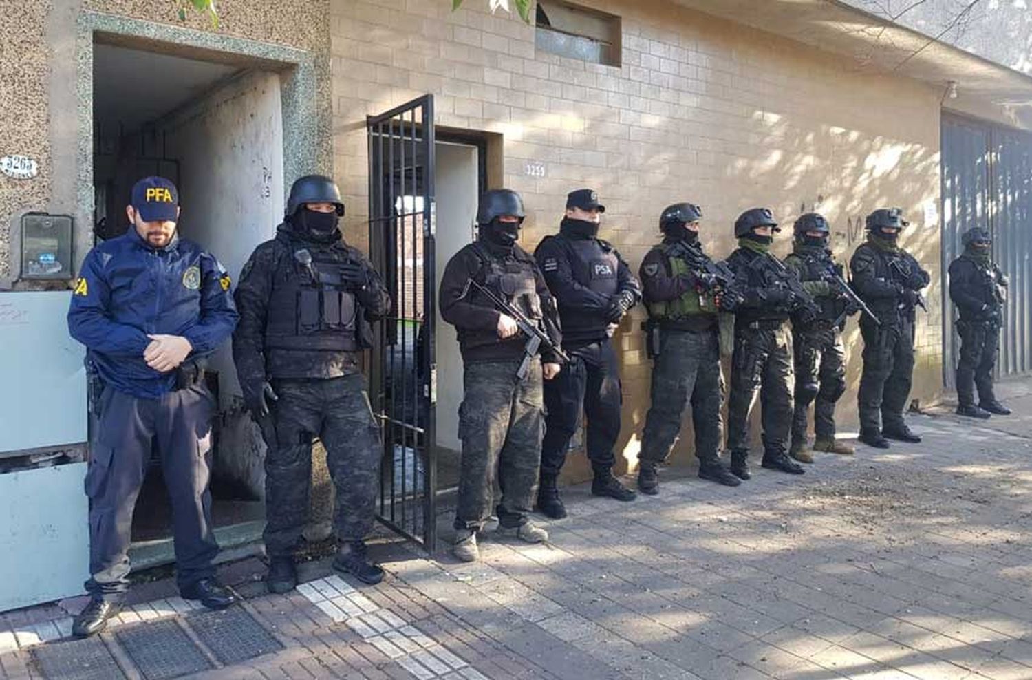 Procesaron a seis personas por formar una millonaria banda que vendía estupefacientes