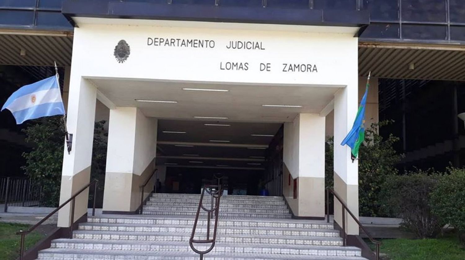 Polémico fallo en Berazategui: Violó a su hija de 3 años, no va preso y como pena deberá donar leche