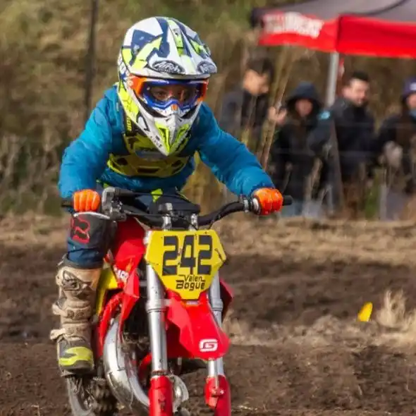 Valentino Bogue, destacado en el Nacional de Motocross en Trenque Lauquen