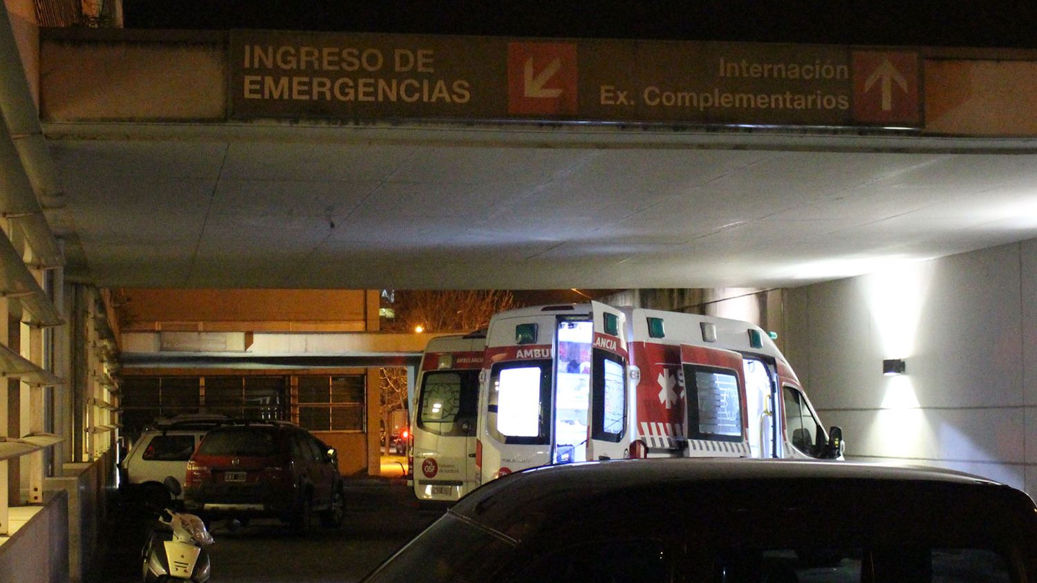 Adolescente herido en tiroteo con la policía