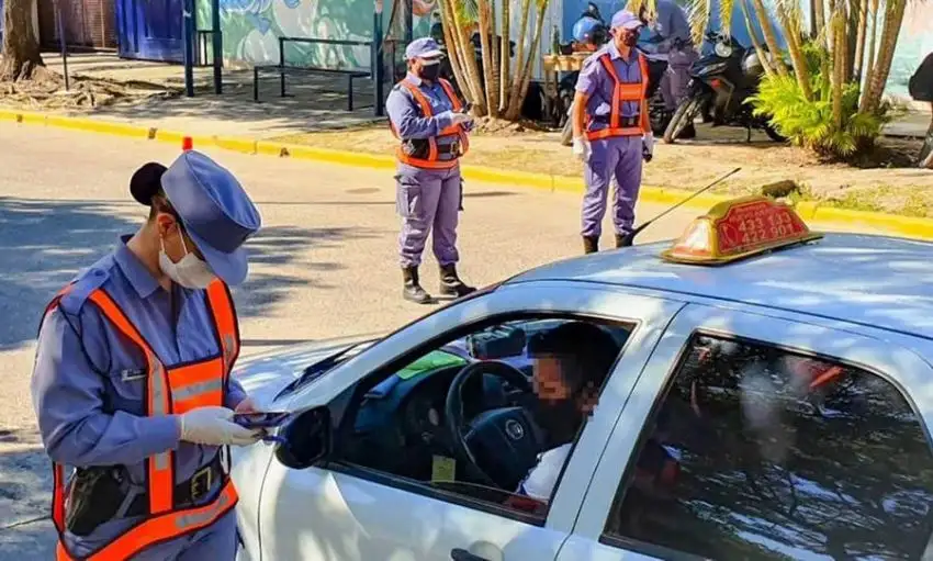 La Policía detectó 19 fiestas clandestinas y realizó más de 160 actas de infracción