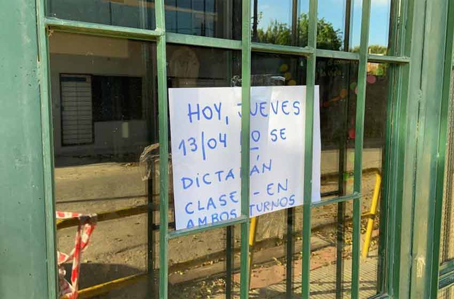 Suspensión de clases en una escuela de zona oeste por balacera: «Fue por prevención y para cuidar a los chicos»