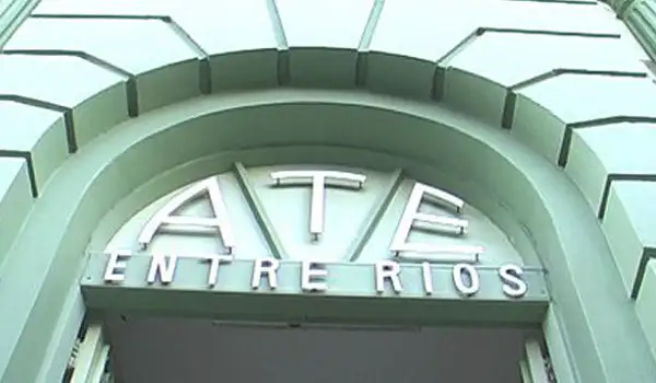 ATE quiere revisar contratos con la gente trabajando	 