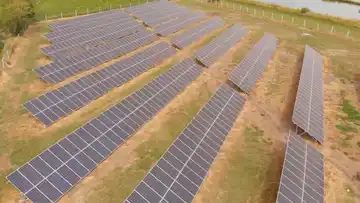 La Provincia confirmó la construcción de cinco nuevos parques solares