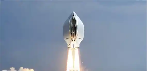 Vulva Spaceship: la nave con forma de vagina