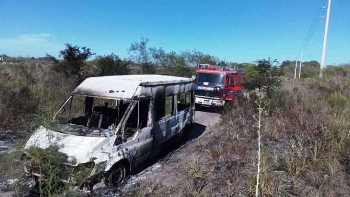 No se pudo confirmar ni el sexo ni la identidad del cuerpo calcinado en una camioneta
