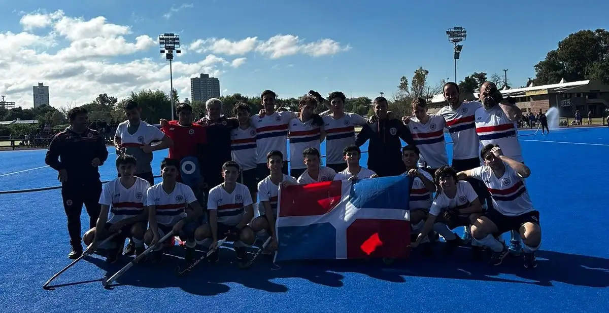 El plantel de Náutico que está jugando en Santa Fe.
