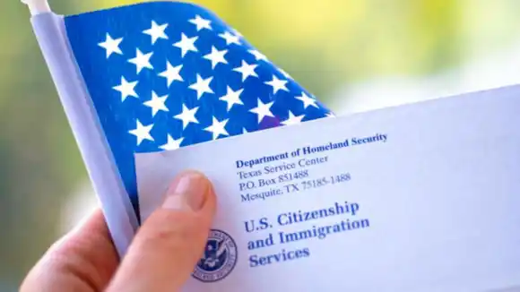 ¡SENCILLO, RÁPIDO Y SEGURO! Así una venezolana y sus 2 hijos migran a EE.UU. a través del Parole humanitario