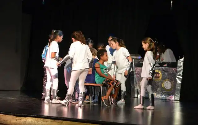 “Estoy Aburrido” conmovió en el Teatro Italia 