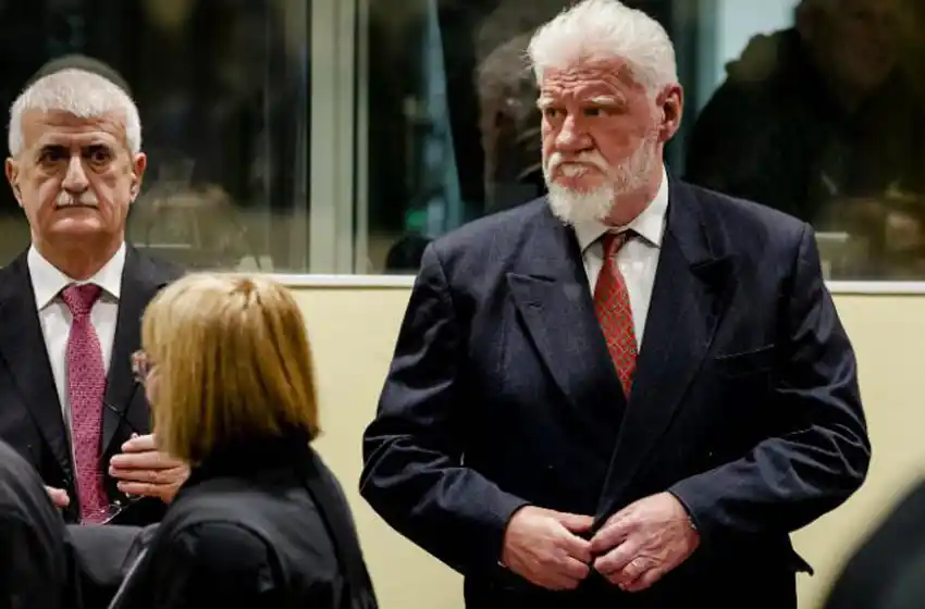 Ex militar ingirió veneno y se suicidó durante su juicio