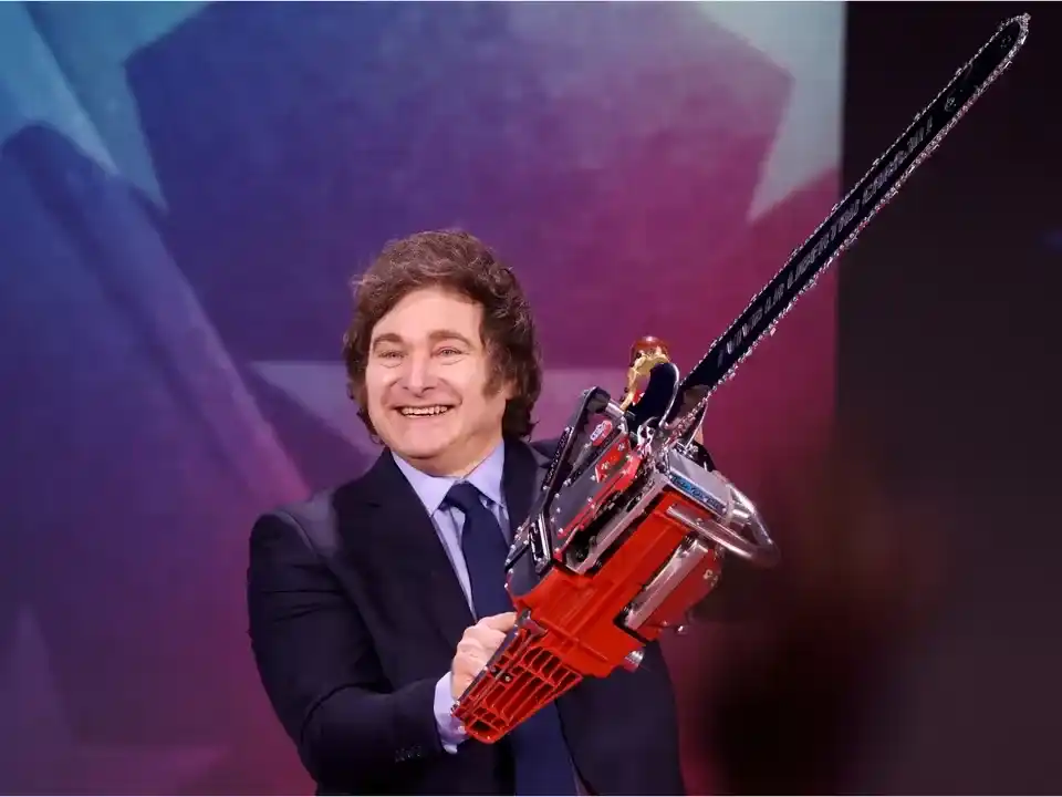 El Gobierno oficializó la disolución y transformación de 21 organismos públicos para "reducir el déficit"