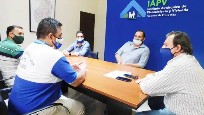 Gestionan la construcción de nuevas viviendas para sindicatos de C. del Uruguay