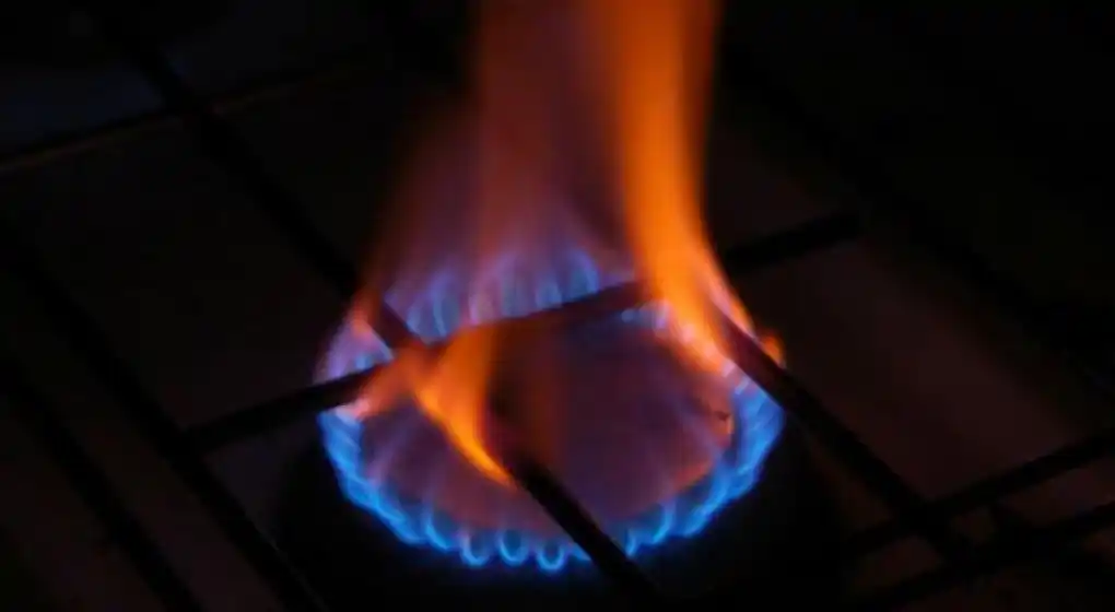 Camuzzi recordó las medidas a adoptar para prevenir accidentes con monóxido de carbono