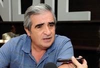 Labaroní salió al cruce de Llano tras los reparos a la compra de lámparas LED 