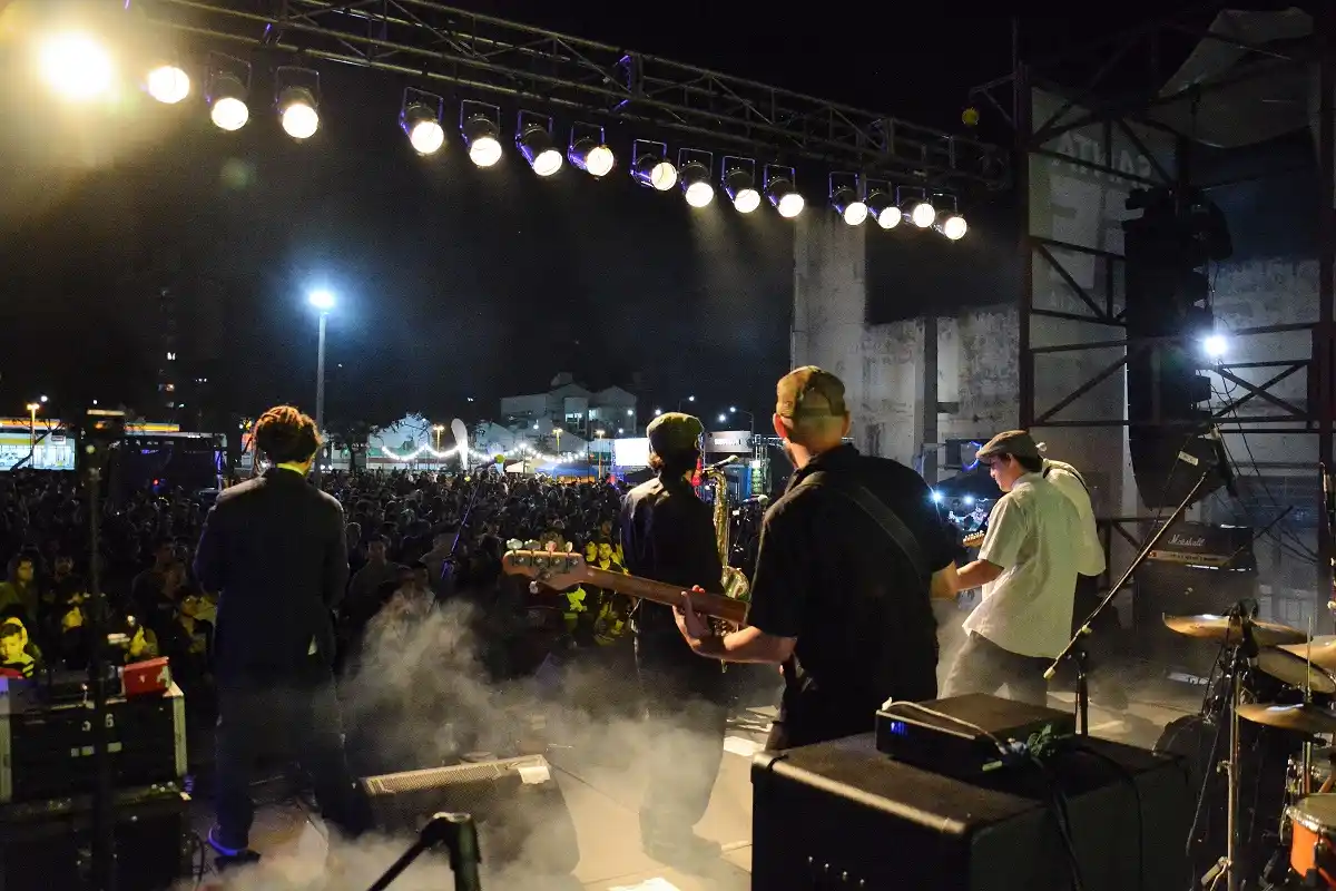 “El Patio de la Usina” promete una segunda noche plena de rock y diversión