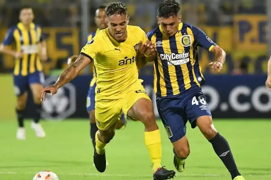 Rosario Central se juega su clasificación ante Peñarol en Montevideo
