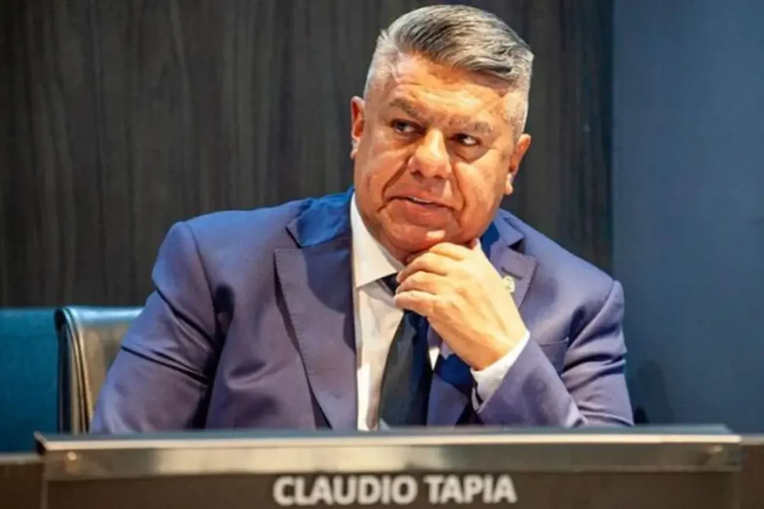 El "Chiqui" Tapia fue reelecto presidente de la AFA y se anularon los descensos