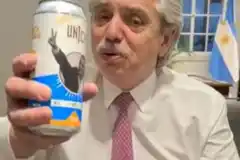 El presidente recibió un regalo de una empresa en la que participa el tandilense Garcé